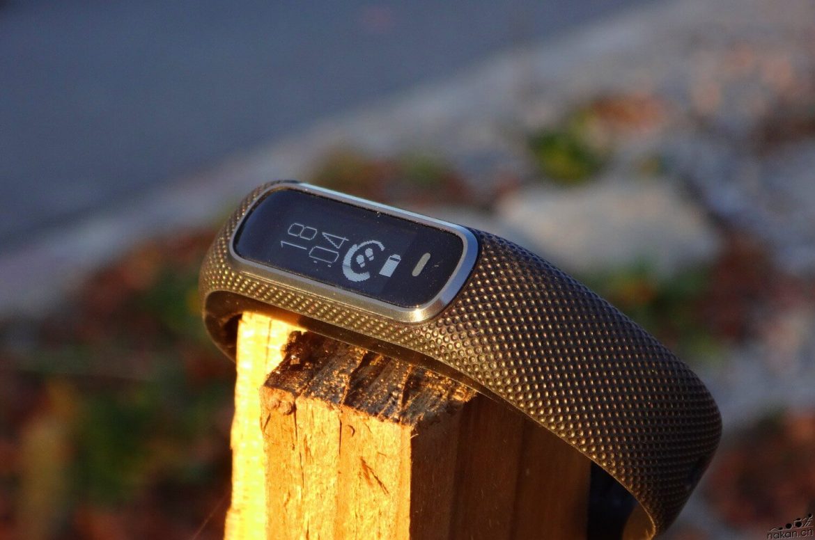 bracelet connecté Garmin Vivosmart HR+